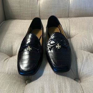 Tory Burch mini charm loafer. BRAND NEW NEVER WORN